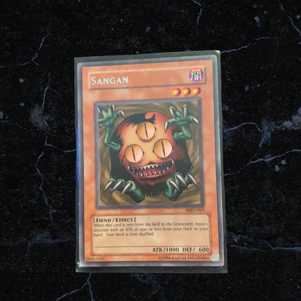 Sangan YU-GI- OH 96 vintage card
